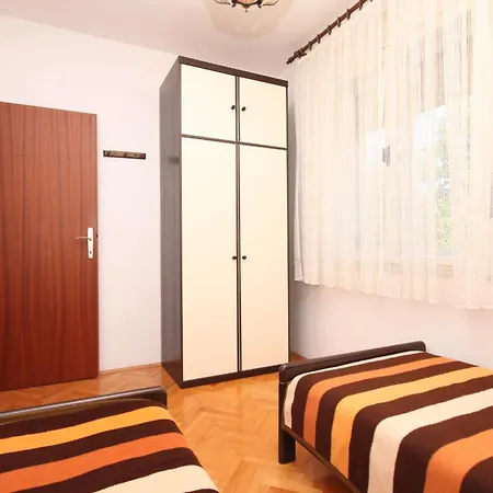 For Families With Children Banjole, - 2258 Daire *