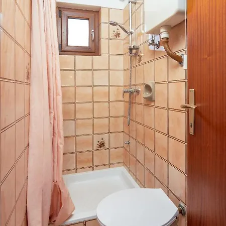 For Families With Children Banjole, - 2258 * Póla