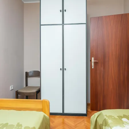 For Families With Children Banjole, - 2258 بولا