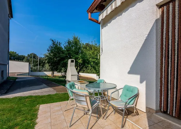 For Families With Children Banjole, - 2258 Lejlighed