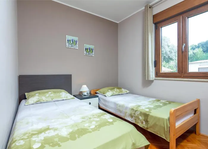 For Families With Children Banjole, - 2258 Lejlighed *