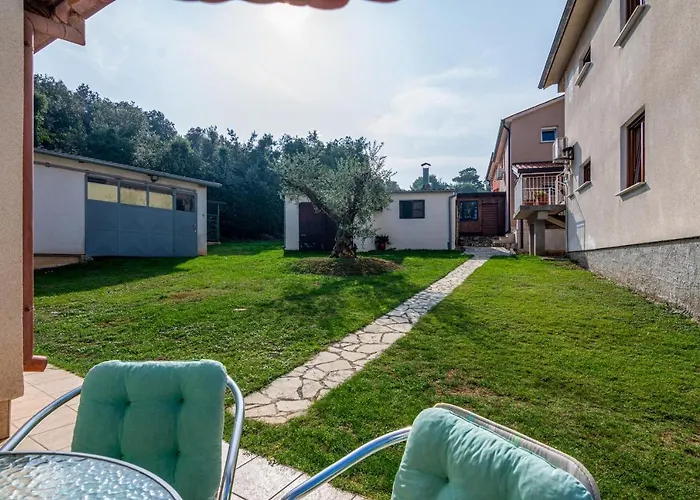 Lejlighed For Families With Children Banjole, - 2258 *