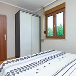 Appartamento For Families With Children Banjole, - 2258